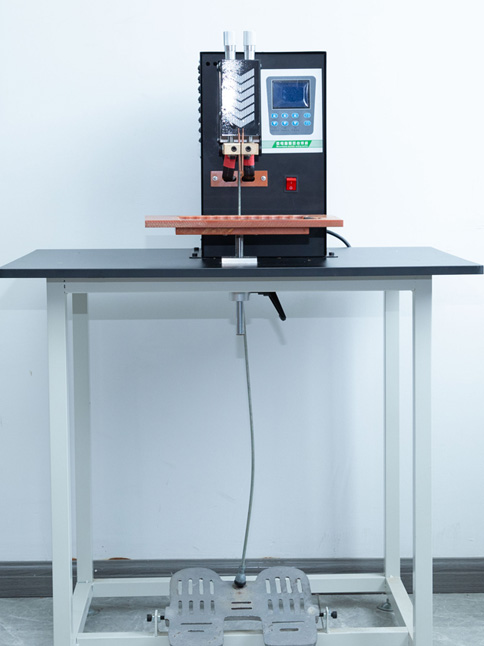 微电脑精密点焊机